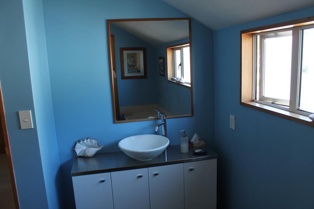 Aroha Riccarton Bed And Breakfast Christchurch Exterior photo